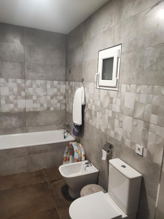 Apartamento Precioso Bajo Muy Grande A 200 Metros De Playa Chipiona Exterior foto