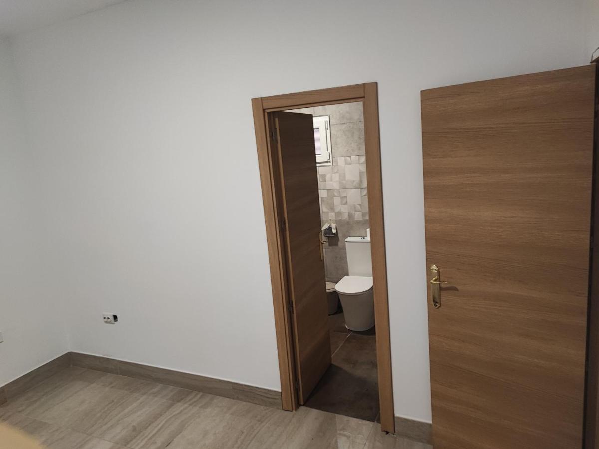 Apartamento Precioso Bajo Muy Grande A 200 Metros De Playa Chipiona Exterior foto