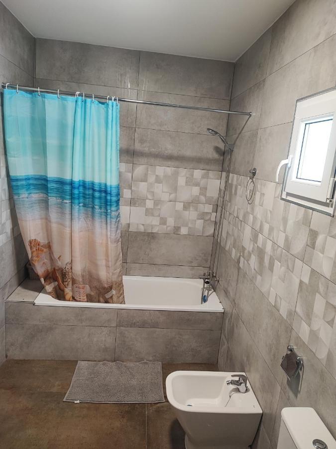 Apartamento Precioso Bajo Muy Grande A 200 Metros De Playa Chipiona Exterior foto