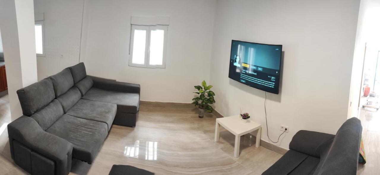 Apartamento Precioso Bajo Muy Grande A 200 Metros De Playa Chipiona Exterior foto