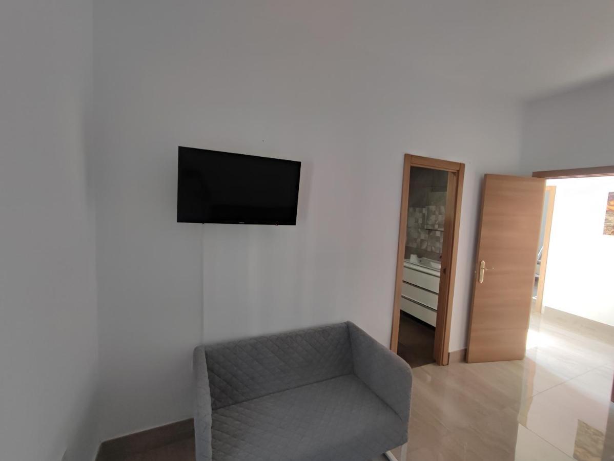 Apartamento Precioso Bajo Muy Grande A 200 Metros De Playa Chipiona Exterior foto